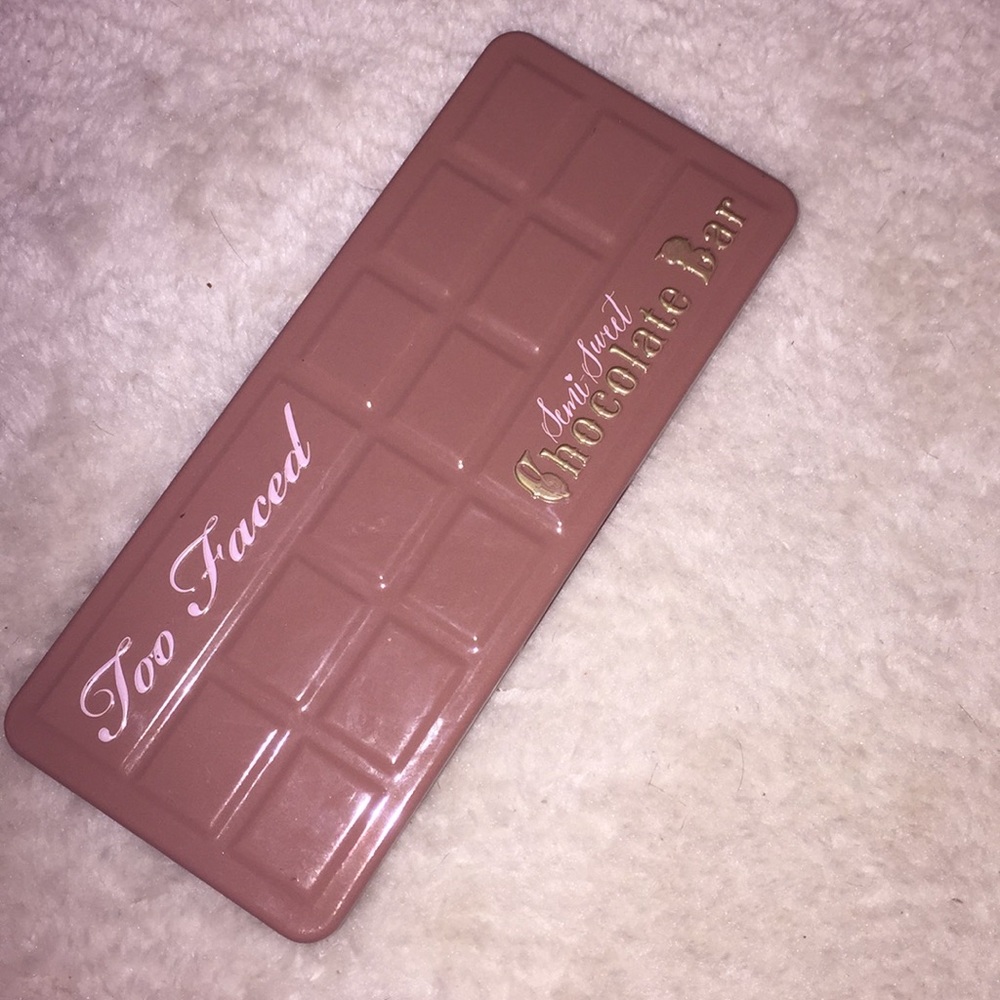 Too Faced Semi-Sweet Chocolate Bar